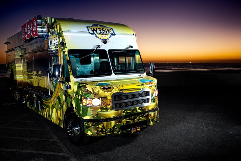 The California BBQ Truck Outsmoking Texas, One Brisket At A Time - Decor Hint From Backyard Passion To Roadside Sensation