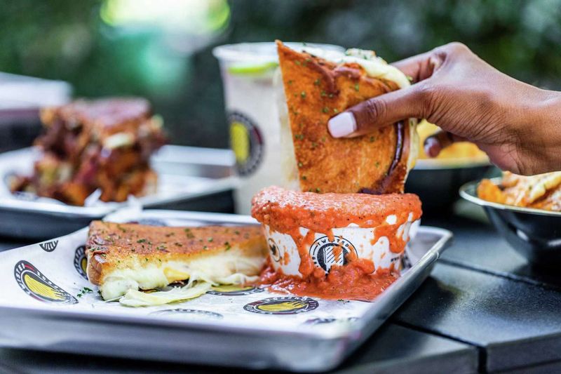 10 Houston Hot Chicken Sandwiches You Have To Try - Decor Hint Twisted Grilled Cheese
