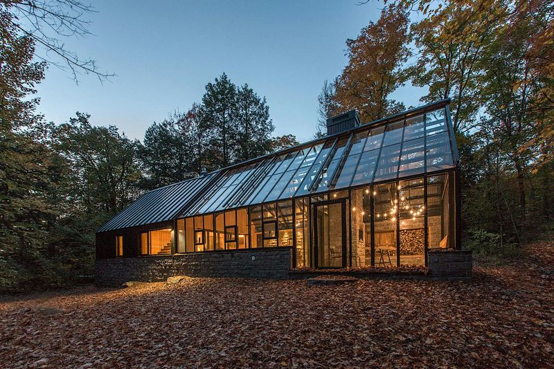 Tech-Integrated Cottage