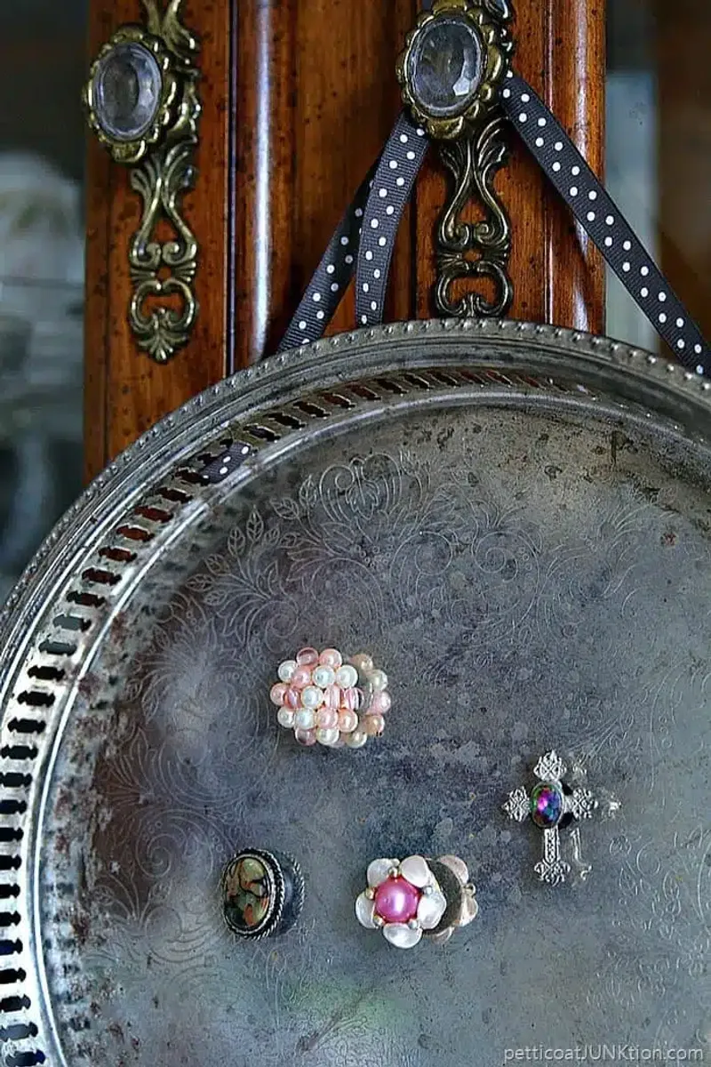 Nevada Collectibles To Watch For Rising Value And Popularity - Decor Hint Antique Silver Nevada Serving Trays