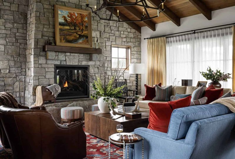 The Worn Leather Armchairs In Montana Homes That Locals Swear Never Go Out Of Style - Decor Hint Bohemian Mountain Mix With Layered Textures And Leather