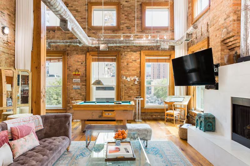 Vintage Charm Meets Modern Comfort in Wicker Park