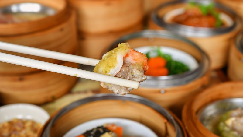 San Francisco Food Experiences Everyone Should Try At Least Once - Decor Hint Dim Sum in Chinatown