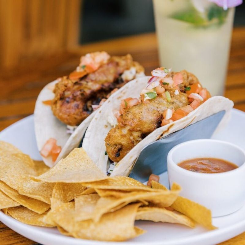 12 Hawaii Fish Fry Restaurants Bringing Island Flavor To A Midwest Classic - Decor Hint Duke's Kauai