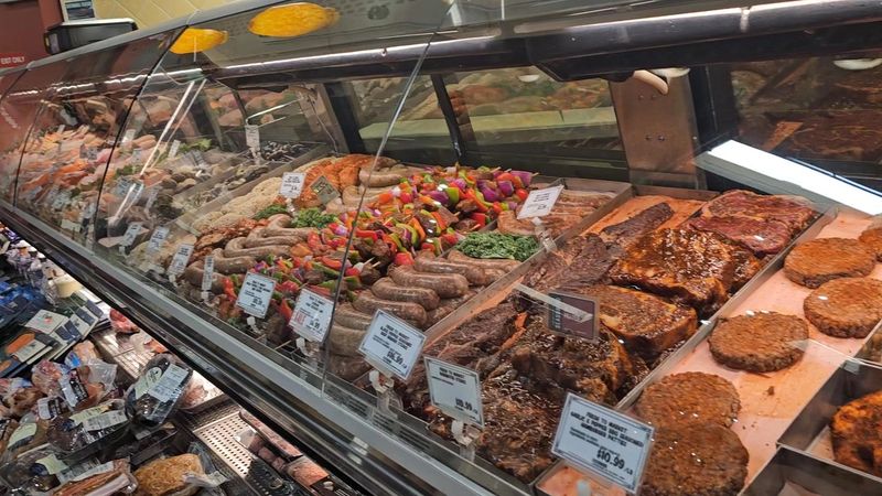 15 California Grocery Stores Known For Quality Meat And Farm-Fresh Cuts - Decor Hint Nugget Markets