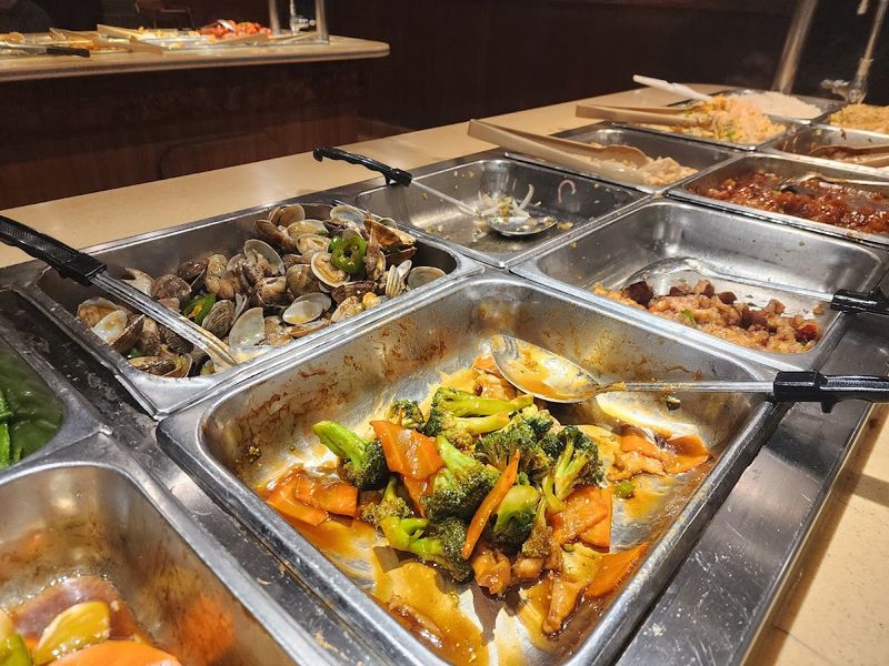 Minnesota Comfort Food: 10 Buffets You'll Love - Decor Hint 98 Pounds Buffet, Bloomington