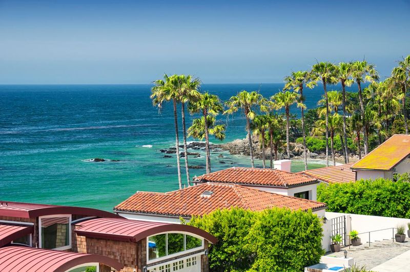 10 California Coastal Towns Overrun By Tourists, According To Locals - Decor Hint Malibu
