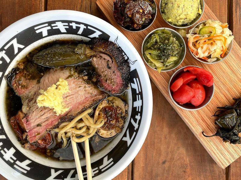 13 Austin Restaurants Where Couples Go For Food Fun And A Perfect Night Out - Decor Hint Kemuri Tatsu-Ya
