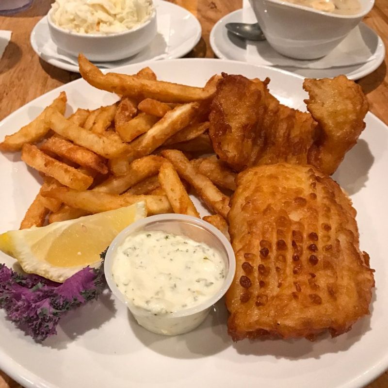 Michigan Restaurants Perfecting The Friday Night Fish Fry Tradition - Decor Hint Claddagh Irish Pub