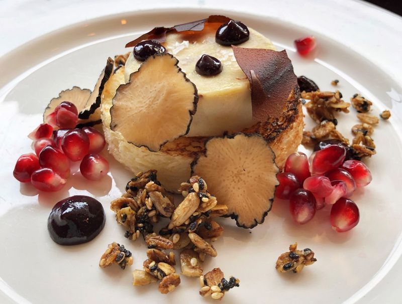 17 Must-Try Louisiana Buffets Where Dessert Is The Main Attraction - Decor Hint Galatoire's Friday Lunch Luxuries