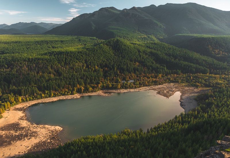 Must Try Beginner Trails In Washington For The Perfect Fall Getaway - Decor Hint Rattlesnake Ledge Trail
