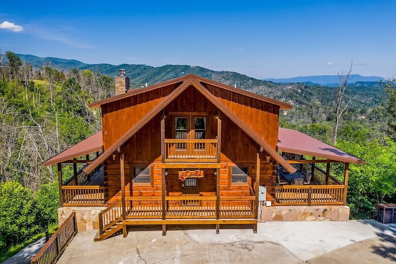 Mountain View Cabins