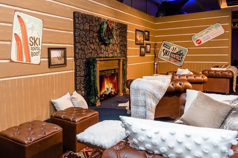 Vintage Ski And Mountain Lodge Decor