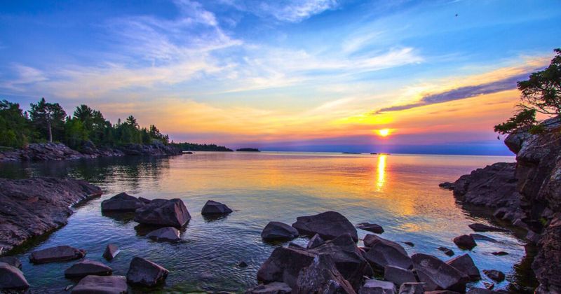 Michigan's Paddler's Inn Offers A Front-Row Seat To Lake Superior Adventures - Decor Hint Why Paddler's Inn Is The Perfect Base For Lake Superior Exploration