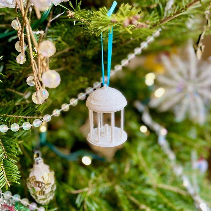 Tarheel Sports-Themed Holiday Displays
