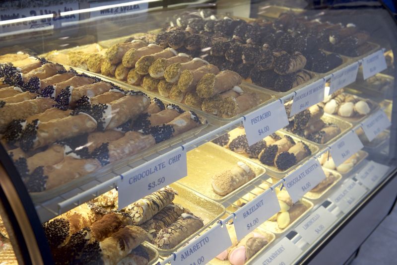 Boston Restaurants Everyone Should Try At Least Once - Decor Hint Mike's Pastry