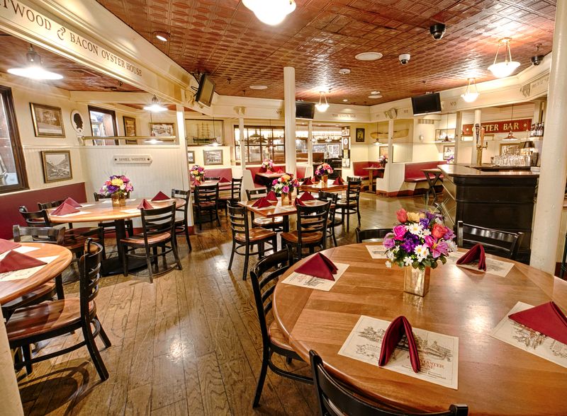 Great Places To Eat In Boston, Massachusetts - Decor Hint Union Oyster House