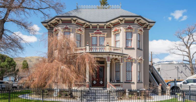 Nevada's 1876 Rinckel Mansion Shines With Gold And Hand-Painted Splendor - Decor Hint Nevada’s 1876 Rinckel Mansion Shines With Gold And Hand-Painted Splendor