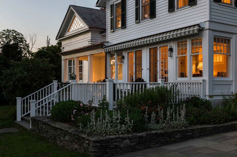 Classic Colonial Revival