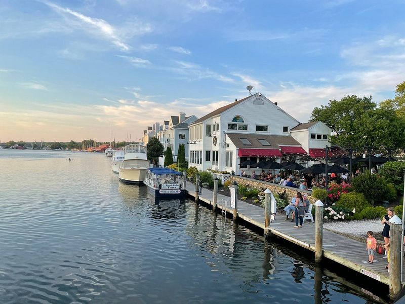 20 U.S. Destinations That Are Even Better In The Off-Season, Spanning Maine And Florida - Decor Hint Mystic, Connecticut
