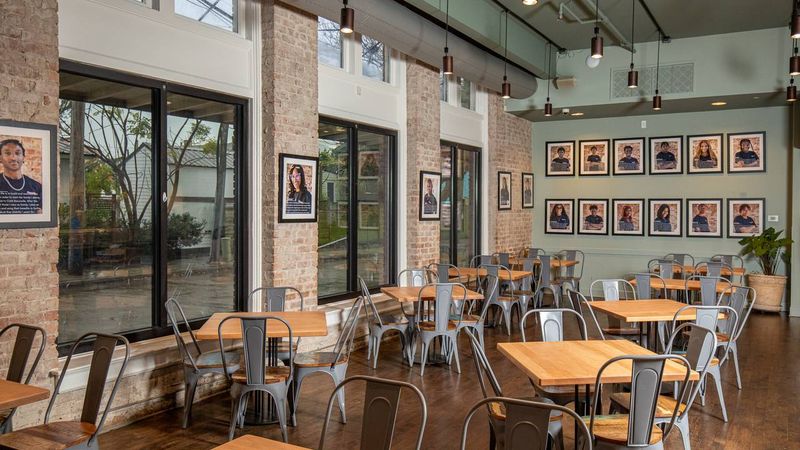 14 Louisiana Eateries That Will Steal Your Heart - Decor Hint Café Reconcile, New Orleans