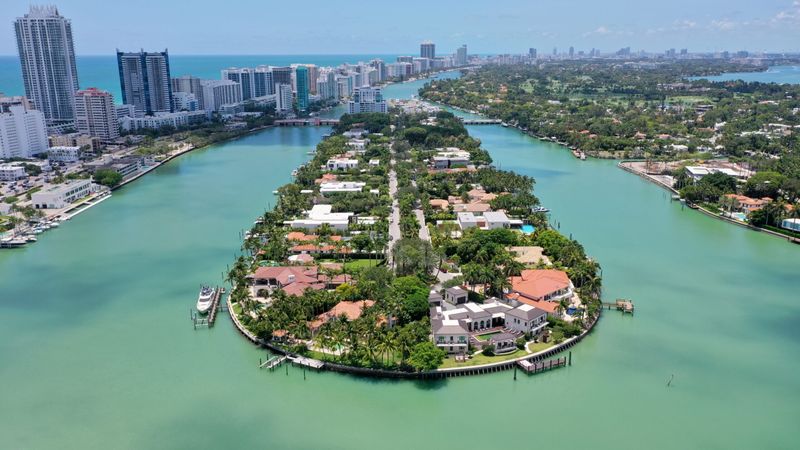 Discover Florida's 50 Most Elite Suburbs, Miami Takes The Lead - Decor Hint Allison Island