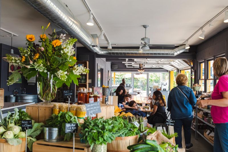 Charming Small-Town Restaurants In New Jersey Locals Love To Keep Secret - Decor Hint Sweet Amalia Market & Kitchen (Newfield)