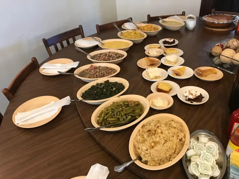 16 Mississippi Family-Run Fried Chicken Restaurants You'll Drive Miles For - Decor Hint The Dinner Bell - McComb