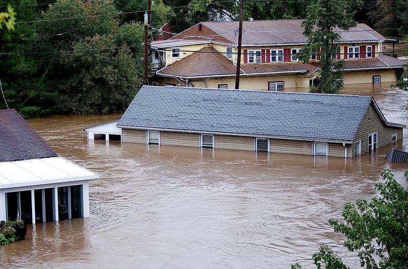 10 Types Of Homes In Pennsylvania Expected To Lose Value By The End Of 2025 - Decor Hint Properties in Flood-Prone Areas