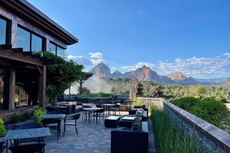 One Of America's Most Charming Restaurants Is In Arizona - Decor Hint Mariposa's Setting: Dining Among Sedona's Red Rock Vistas