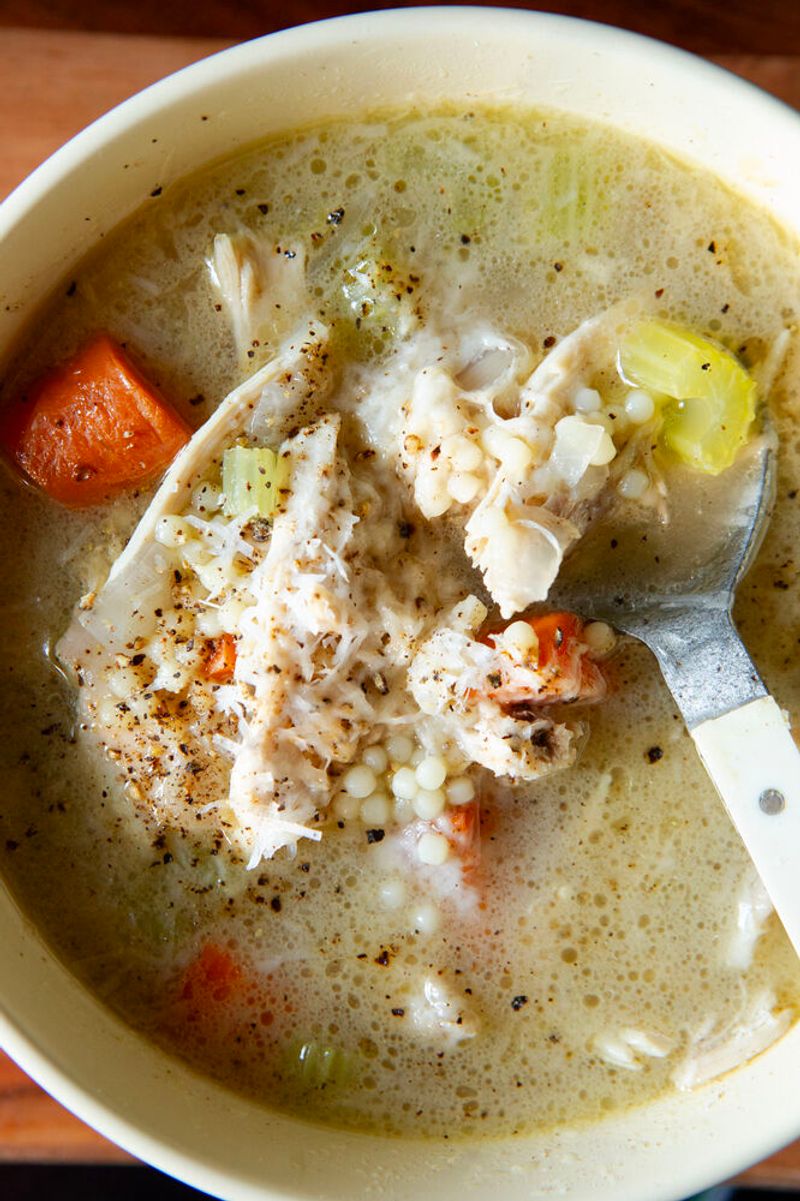 Slow Cooker Cacio e Pepe Chicken Soup