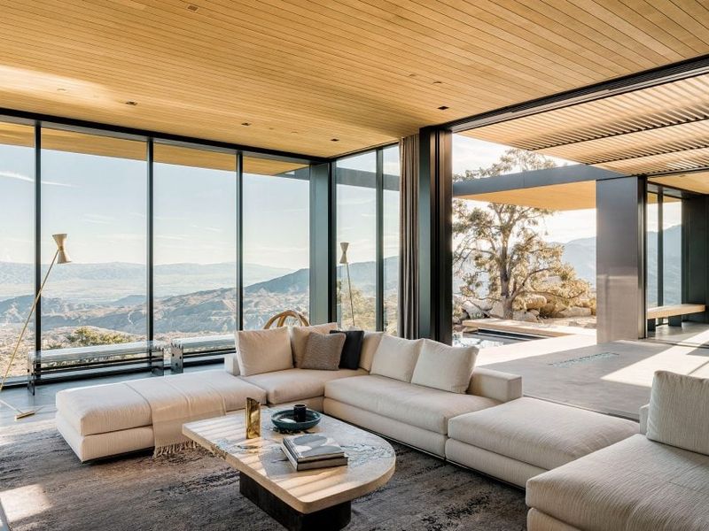 High-End California Homes Feature These Key Design Elements - Decor Hint Floor-To-Ceiling Windows