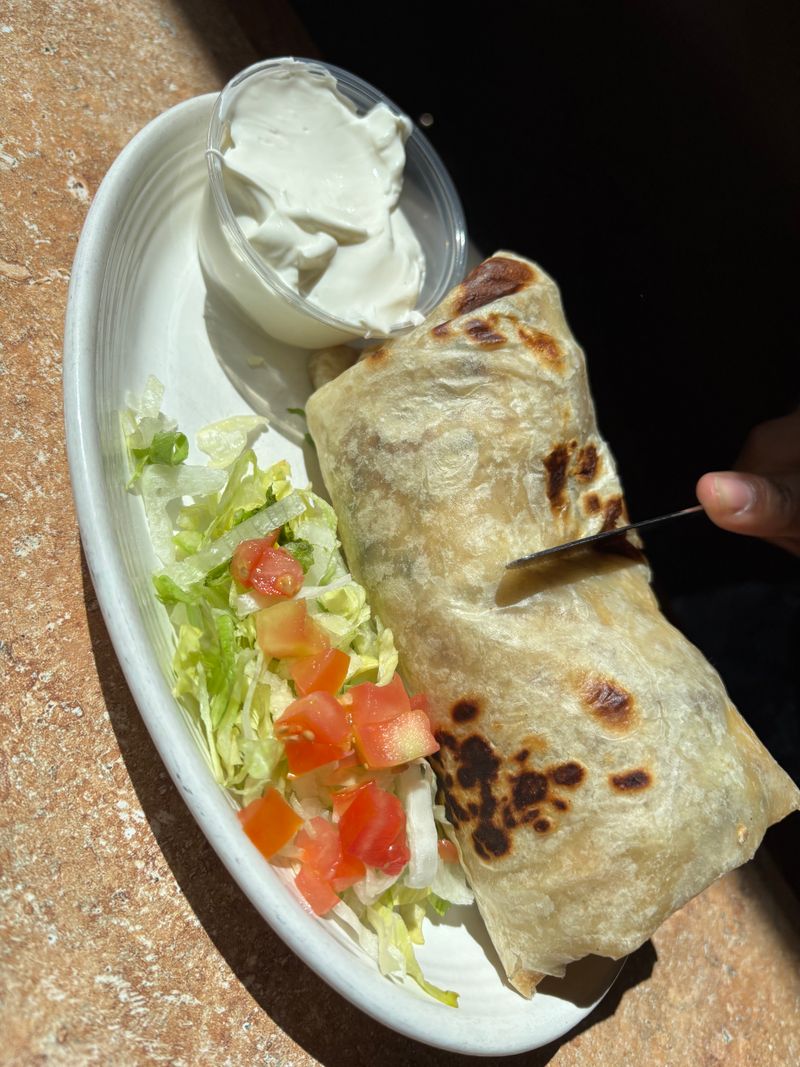 13 Arizona Restaurants Serving Legendary Flavor On A Budget - Decor Hint Someburros