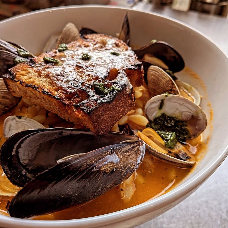 14 Must-Try Oregon Restaurants Locals Are Obsessed With - Decor Hint Bay City Kitchen, Bay City