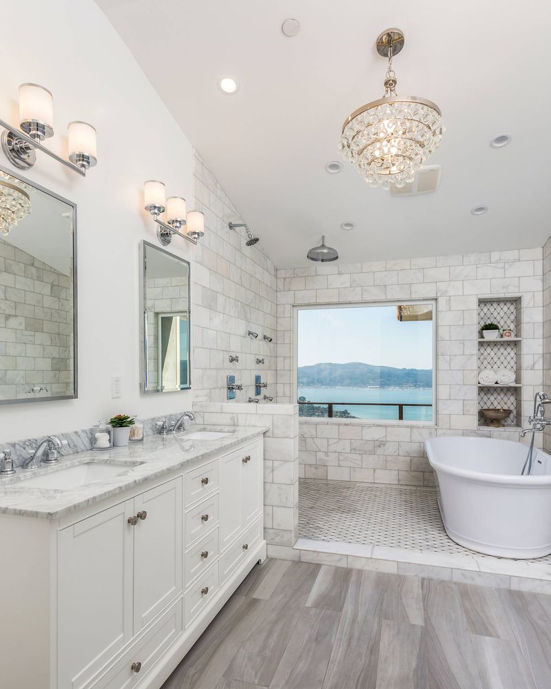Open Showers Without Doors