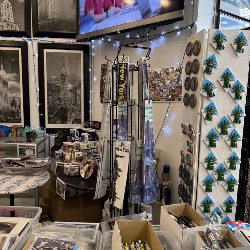 14 New York Tourist Traps Even Smart Travelers Fall For Again And Again - Decor Hint Ellis Island Gift Shop Souvenirs