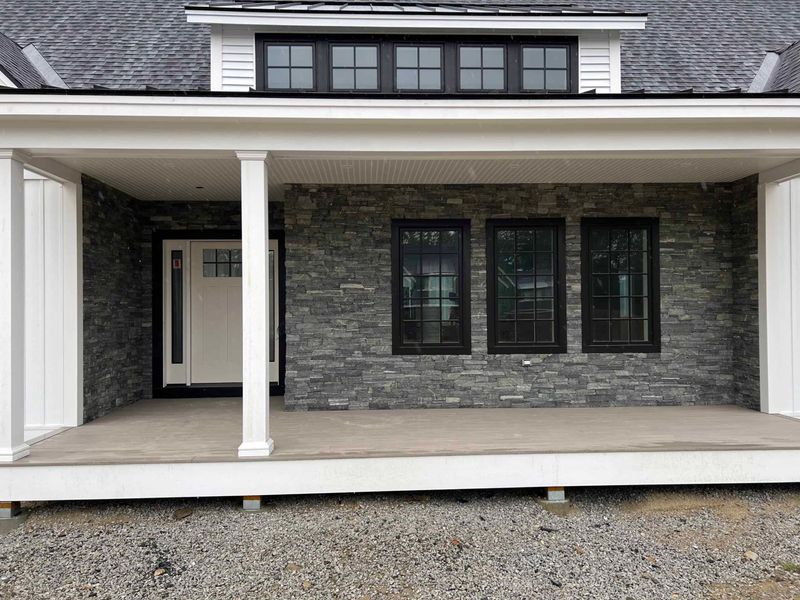 12 Arkansas House Styles That Might Not Stand The Test Of Time - Decor Hint Artificial Stone Veneer Accents
