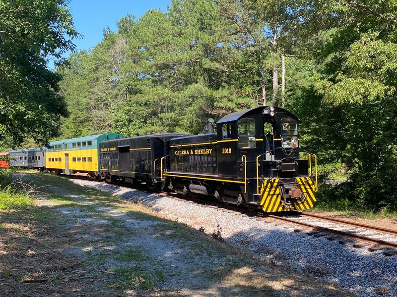 11 Alabama Scenic Train Rides That Bring Back Southern Charm - Decor Hint Ozan Saturday Trains – Calera