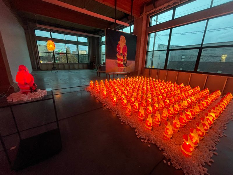 Oregon's 12 Most Creative Halloween Setups - Decor Hint Santa Clones, Portland