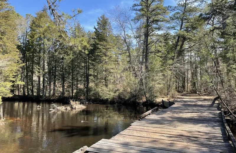 Escape The Crowds At These 16 Quiet Lakes In New Jersey - Decor Hint Harrisville Lake