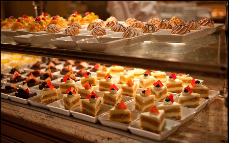 Best Buffets To Try In California And Las Vegas - Decor Hint The Buffet at Bellagio
