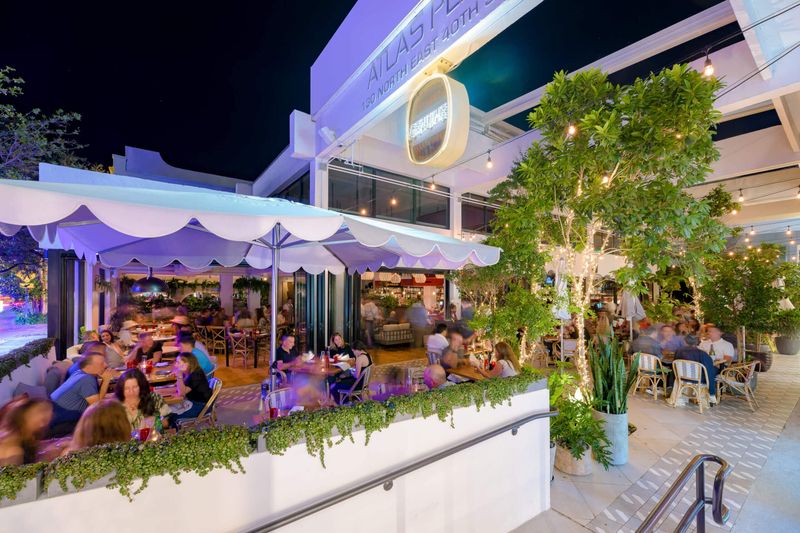 22 Must-Try Restaurants In Miami - Decor Hint Michael's Genuine Food & Drink