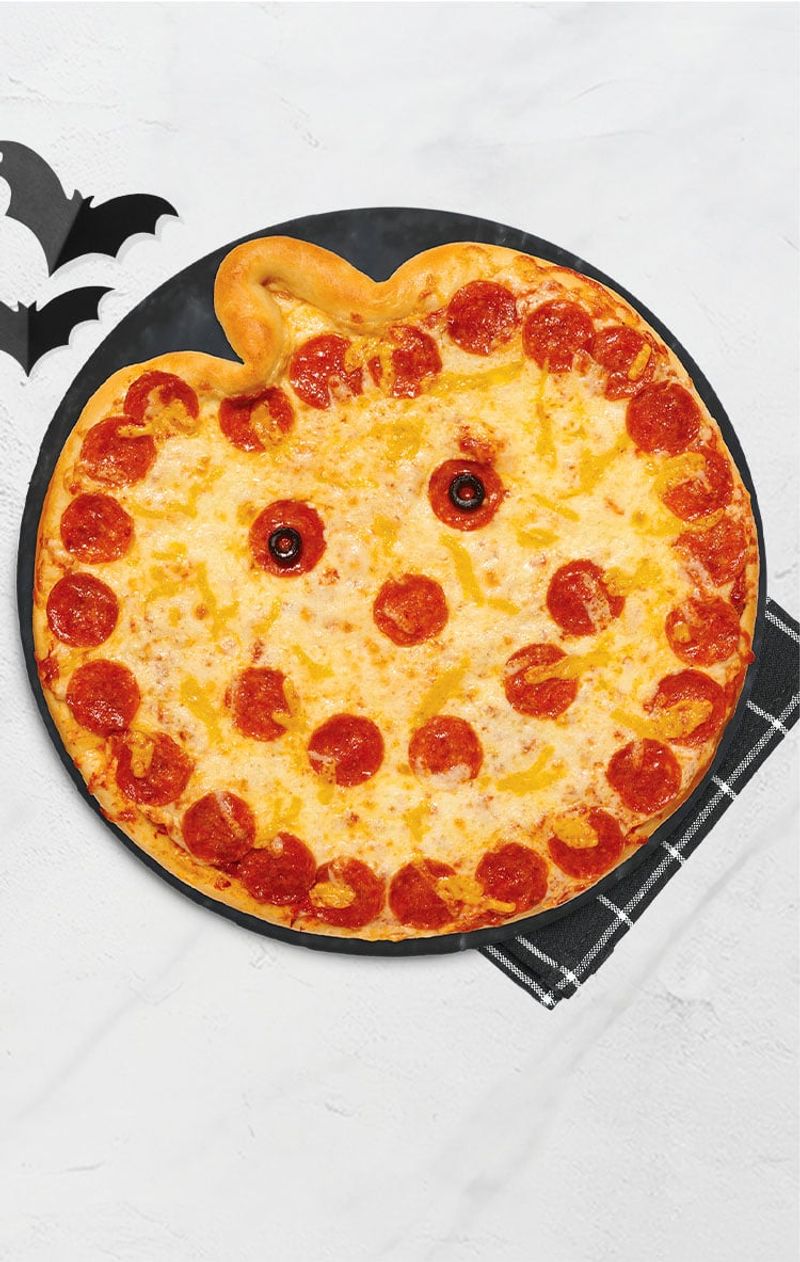 Trick Or Treat Your Taste Buds: Halloween Pizzas In Illinois - Decor Hint Papa Murphy's, Multiple Locations