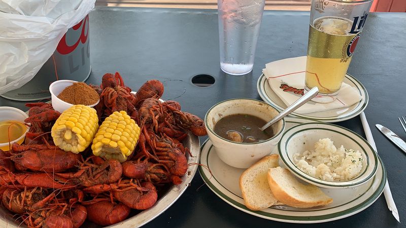 People Drive From Across Texas For This All-You-Can-Eat Seafood Restaurants - Decor Hint Floyd's Cajun Seafood in Webster