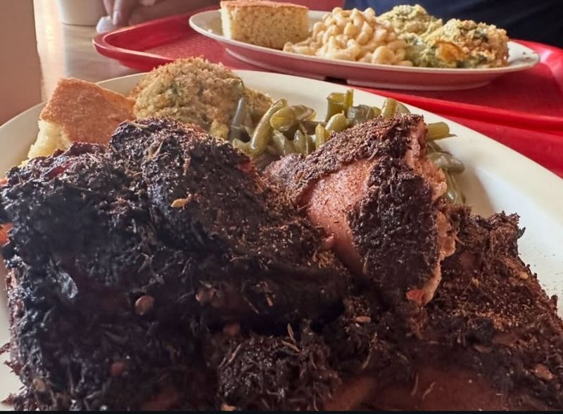 16 Georgia Diners Serving The Kind Of Comfort Food You Crave - Decor Hint Eats