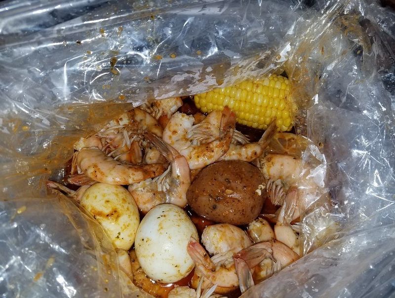 10 Underrated Seafood Joints In Indiana You'll Fall In Love With - Decor Hint Ugly Crab, Avon