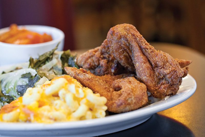 10 Missouri Soul Food Buffets Worth The Trip For Down-Home Cooking - Decor Hint Sweetie Pie's Upper Crust