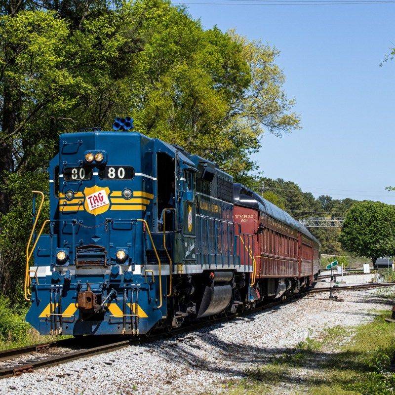 All Aboard! 12 Scenic Train Trips Across Georgia Worth Taking - Decor Hint Southern Belle Excursion, Chickamauga