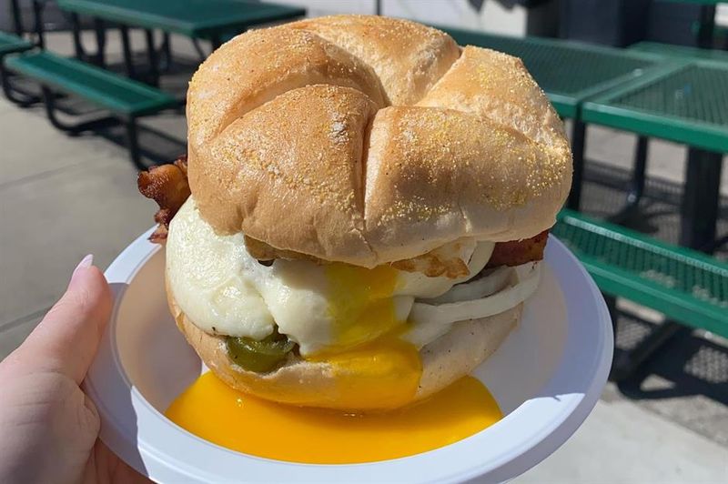 13 Illinois Soul Food Restaurants Serving Up That Sunday Flavor All Week - Decor Hint Lola's Coney Island
