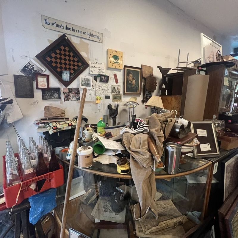 Curiosity Corner Antiques